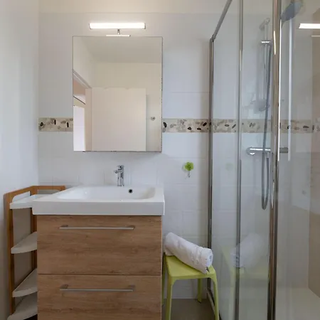 Les Huniers-4 By Interhome *